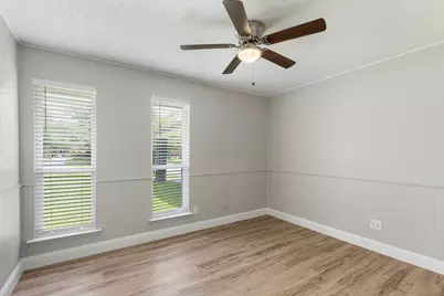 2032 Cedarwood Drive, Carrollton, TX 75007 - Photo 11