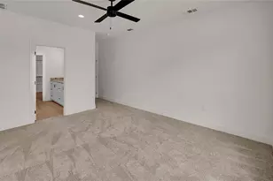 806 S Avenue Q, Clifton, TX 76634 - Photo 25