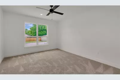 806 S Avenue Q, Clifton, TX 76634 - Photo 23