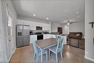 104 Sweeney St, Hillsboro, TX 76645 - Photo 7
