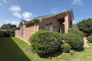 1202 Golden View Ct, Arlington, TX 76001 - Photo 3