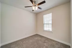 6009 Dandelion Dr, Little Elm, TX 76227 - Photo 5
