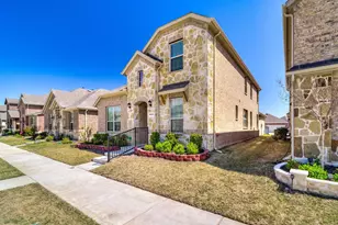 6009 Dandelion Dr, Little Elm, TX 76227 - Photo 3