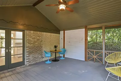 2307 Lawndale Drive, Dallas, TX 75211 - Photo 29