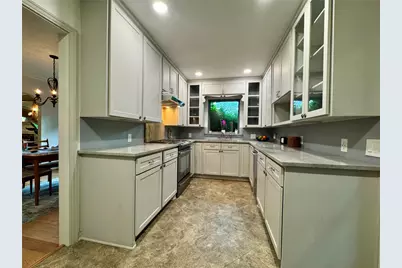 2307 Lawndale Drive, Dallas, TX 75211 - Photo 5