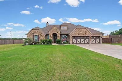 104 Lagrange Court, Weatherford, TX 76088 - Photo 1