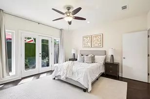 3524 Cedarplaza Ln, Dallas, TX 75209 - Photo 1