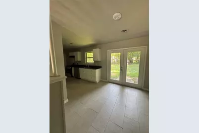 2817 Sequoia Lane, Arlington, TX 76010 - Photo 5