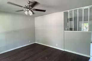 2817 Sequoia Ln, Arlington, TX 76010 - Photo 3