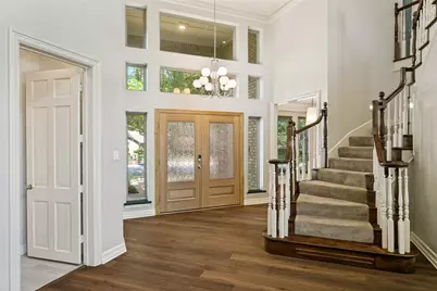 4313 Pembrooke Parkway N, Colleyville, TX 76034 - Photo 3