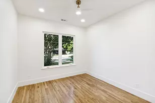 539 Classen Dr, Dallas, TX 75218 - Photo 15