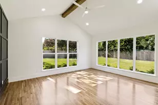 539 Classen Dr, Dallas, TX 75218 - Photo 9