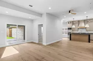2813 Staffordshire Dr, Carrollton, TX 75007 - Photo 13