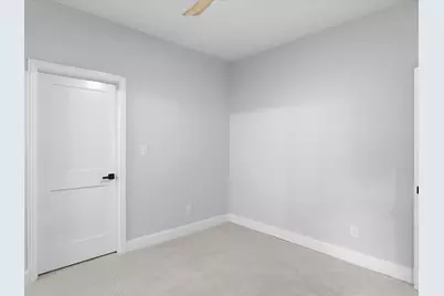 2813 Staffordshire Drive, Carrollton, TX 75007 - Photo 37