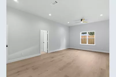 2813 Staffordshire Drive, Carrollton, TX 75007 - Photo 27