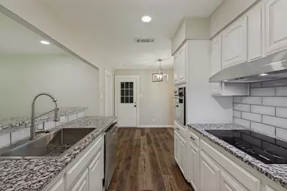 914 S Hyde Park Avenue, Denison, TX 75020 - Photo 9
