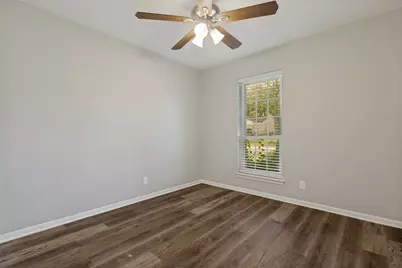 914 S Hyde Park Avenue, Denison, TX 75020 - Photo 17
