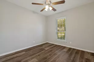 914 S Hyde Park Ave, Denison, TX 75020 - Photo 17