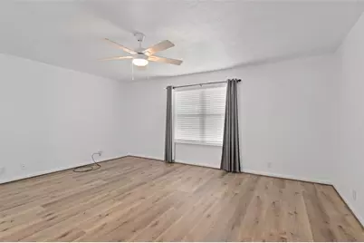 301 E 6th Street, Krum, TX 76249 - Photo 7