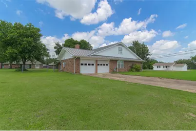 301 E 6th Street, Krum, TX 76249 - Photo 27