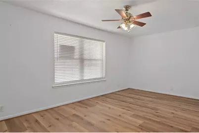 301 E 6th Street, Krum, TX 76249 - Photo 19