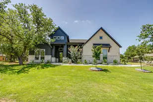 673 S Sugartree Dr, Lipan, TX 76462 - Photo 3