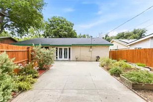 1113 Winterwood Dr, Lewisville, TX 75067 - Photo 25