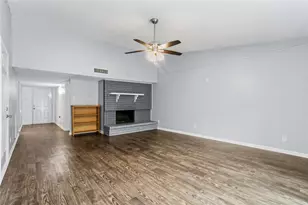 1113 Winterwood Dr, Lewisville, TX 75067 - Photo 11