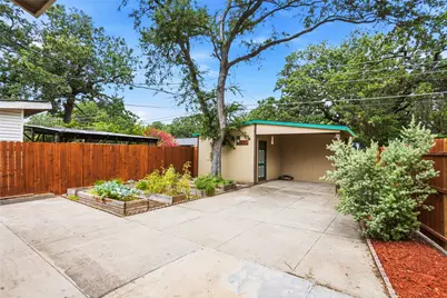 1113 Winterwood Drive, Lewisville, TX 75067 - Photo 31