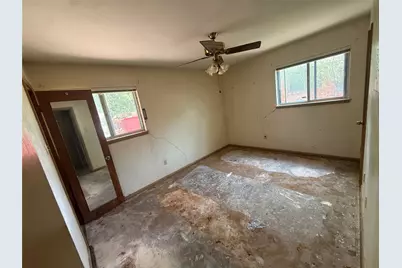 737 Blueberry Lane, Grand Prairie, TX 75052 - Photo 11