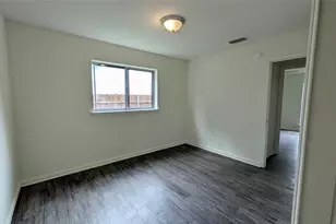 1320 Eastside Dr, Mesquite, TX 75149 - Photo 9