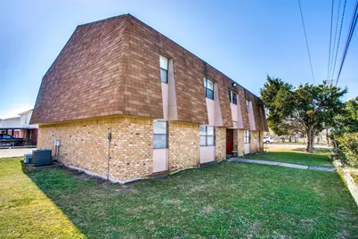 105 Peach Street #A, Crowley, TX 76036 - Photo 11