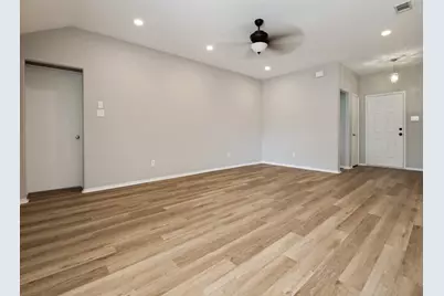 7832 Kansas Avenue, Dallas, TX 75241 - Photo 7