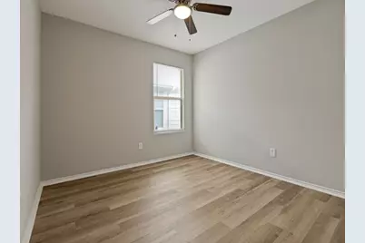 7832 Kansas Avenue, Dallas, TX 75241 - Photo 17