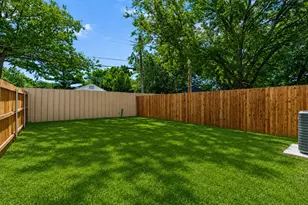 132 Cottonwood St, Fort Worth, TX 76111 - Photo 25