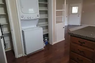 1004 W Wall Street W, Grapevine, TX 76051 - Photo 5