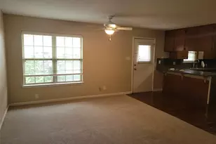 1004 W Wall Street W, Grapevine, TX 76051 - Photo 3
