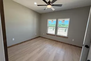 1040 Rays Way, Weatherford, TX 76085 - Photo 17