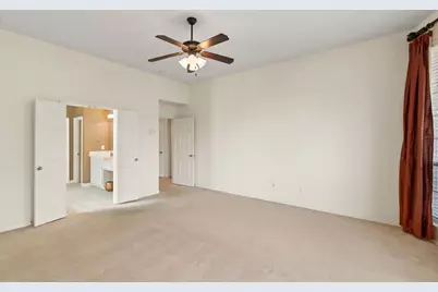 3024 N Camino Lagos, Grand Prairie, TX 75054 - Photo 9
