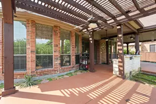 3024 N Camino Lagos, Grand Prairie, TX 75054 - Photo 31