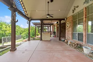 3024 N Camino Lagos, Grand Prairie, TX 75054 - Photo 23