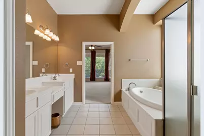 3024 N Camino Lagos, Grand Prairie, TX 75054 - Photo 13