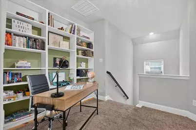 12766 Mercer Parkway, Farmers Branch, TX 75234 - Photo 23