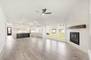 1005 Snowy Owl Dr, Alvarado, TX 76009 - Photo 13