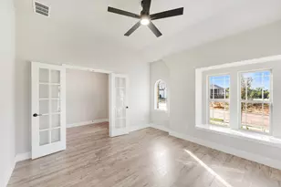 1005 Snowy Owl Dr, Alvarado, TX 76009 - Photo 7