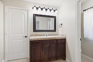 237 Corinna Ct, Hurst, TX 76053 - Photo 21