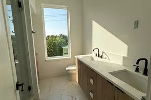 4635 Sylvester St, Dallas, TX 75219 - Photo 23
