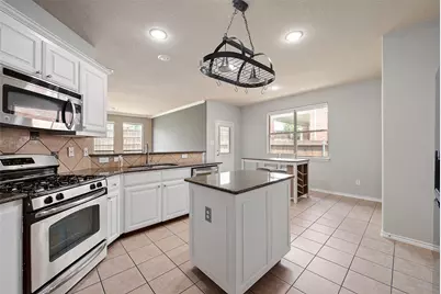 10005 Butte Meadows Drive, Fort Worth, TX 76177 - Photo 15
