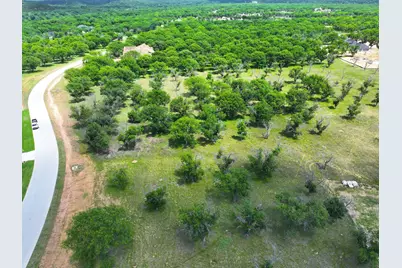2131 E Landings N, Granbury, TX 76049 - Photo 5