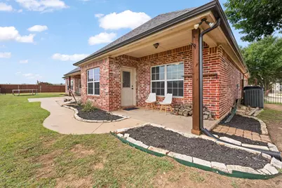 2211 Nottaway Drive, Cleburne, TX 76033 - Photo 37